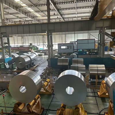 Cívka z nerezové oceli